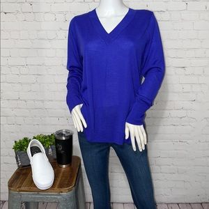 HALOGEN Blue V-neck Sweater